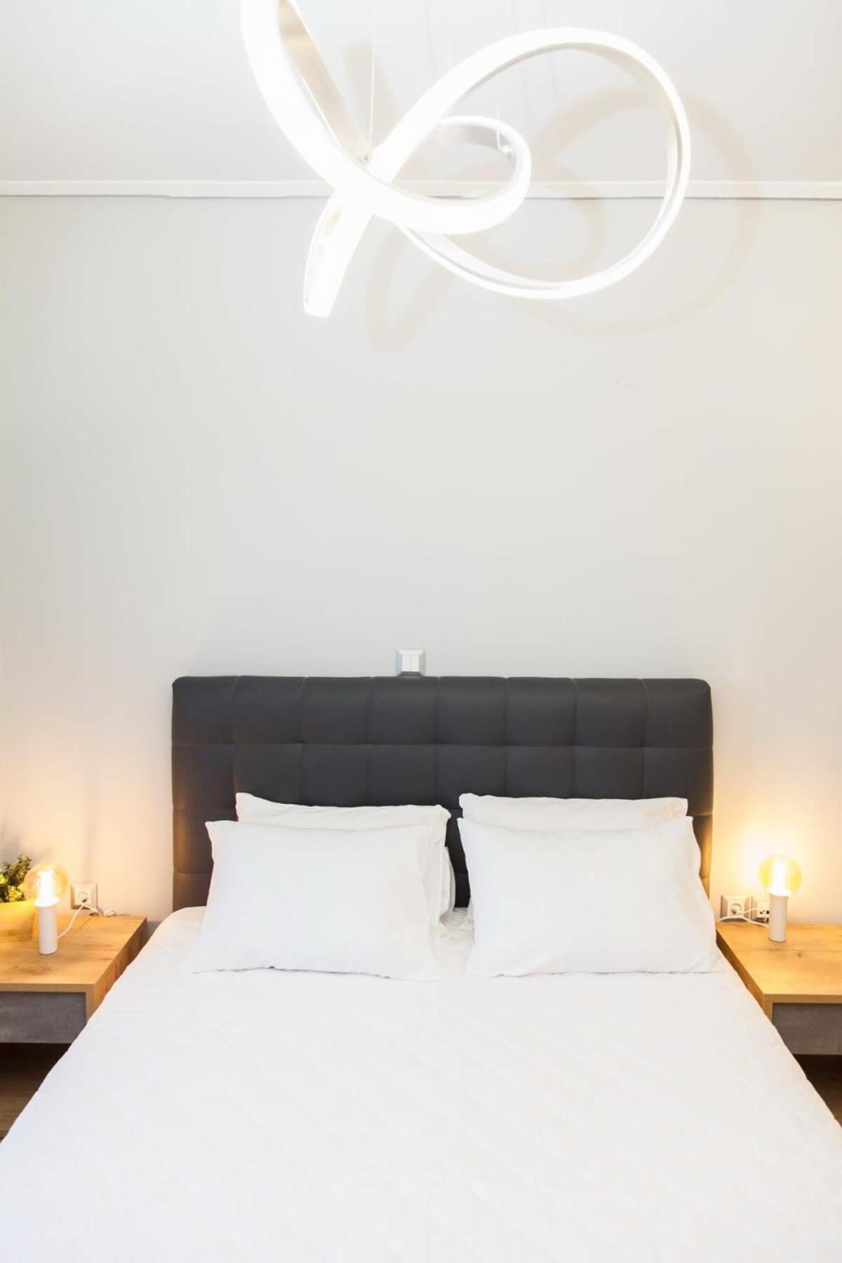 Contemporary And Chic Apartment In Central เอเธนส์ ภายนอก รูปภาพ