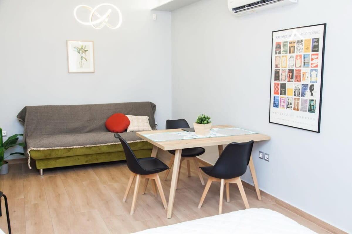 Contemporary And Chic Apartment In Central เอเธนส์ ภายนอก รูปภาพ