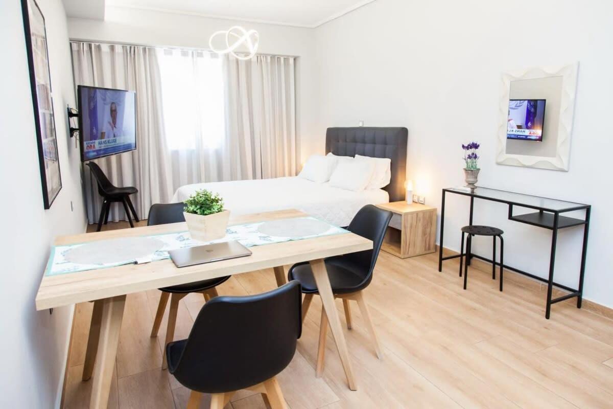 Contemporary And Chic Apartment In Central เอเธนส์ ภายนอก รูปภาพ